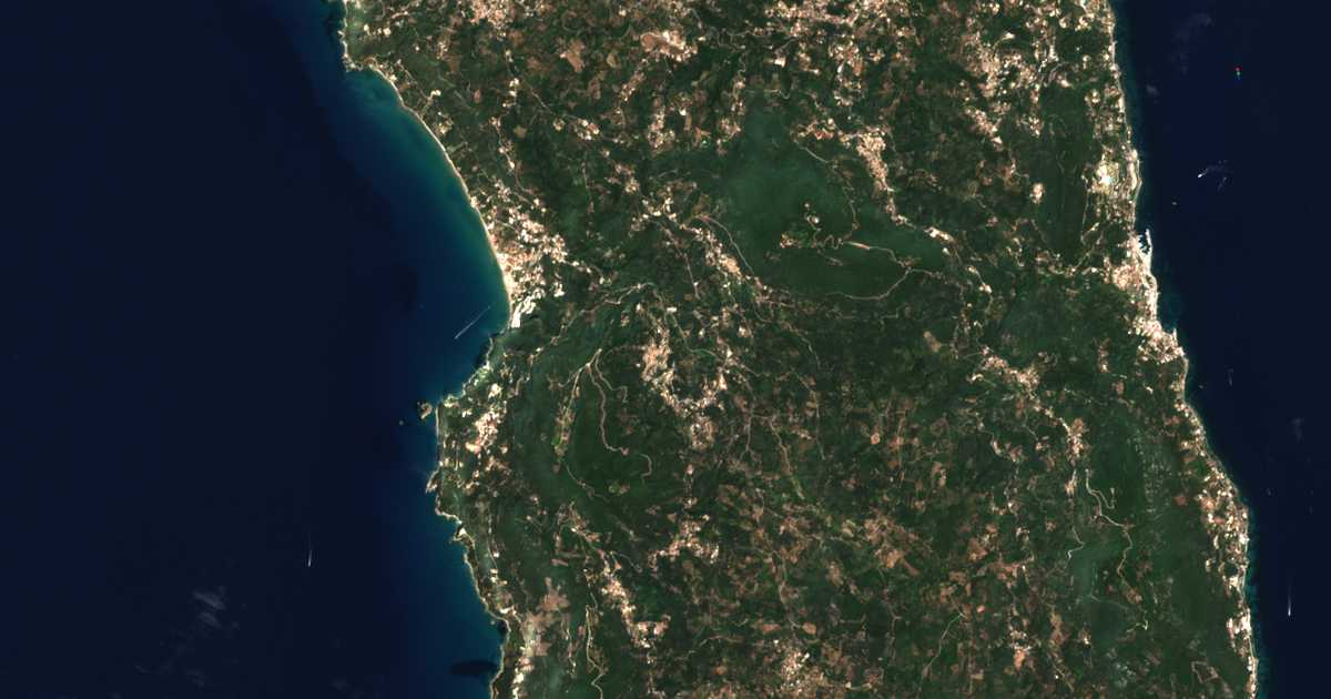 Carte satellite de Káto Garoúna