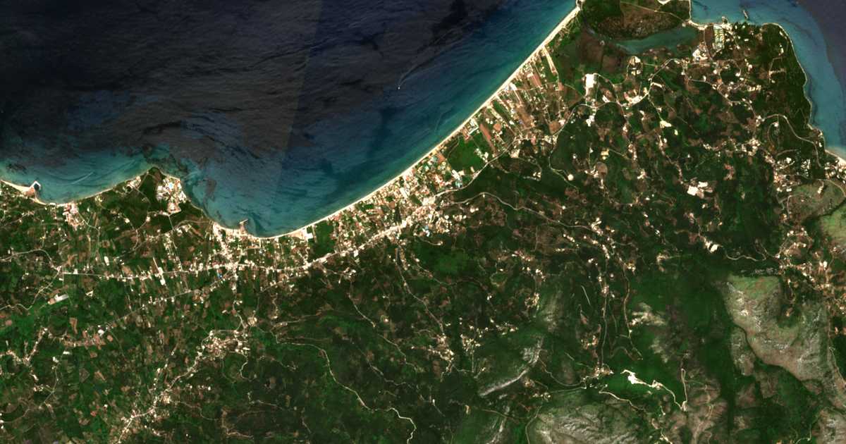 Carte satellite de Acharávi