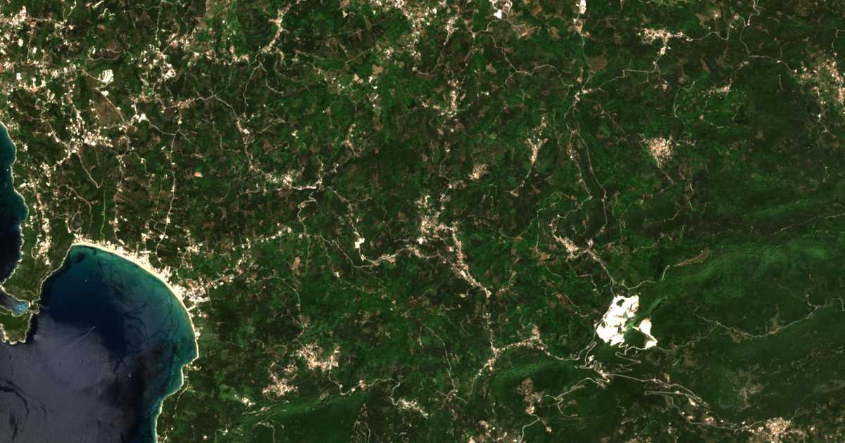 Carte satellite de Ágios Athanásios