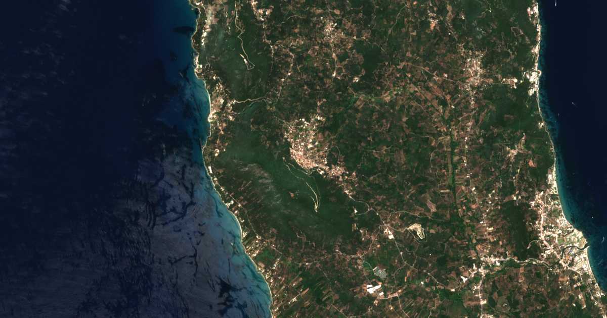 Carte satellite de Ágios Matthaíos