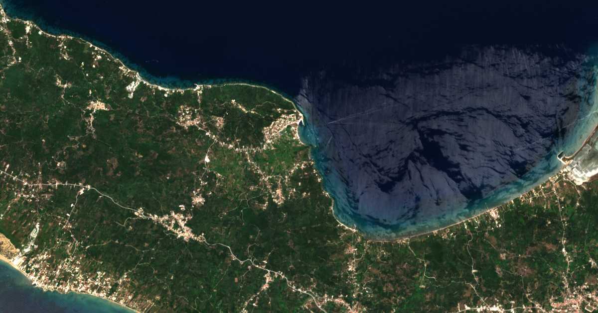 Carte satellite de Nótos