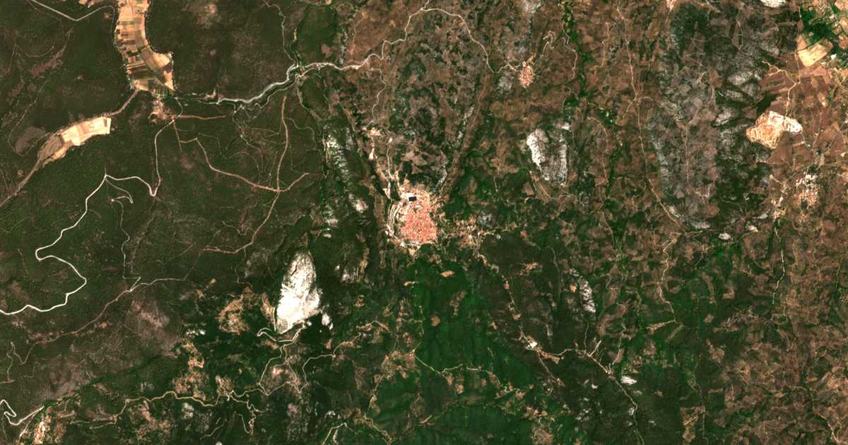 Carte satellite de Agiásos