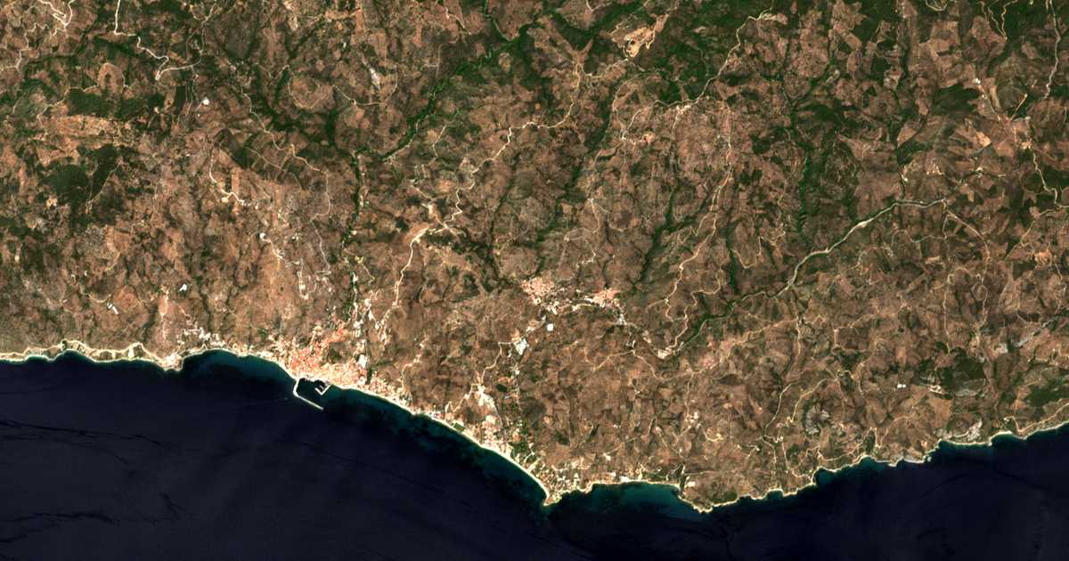 Carte satellite de Plagiá