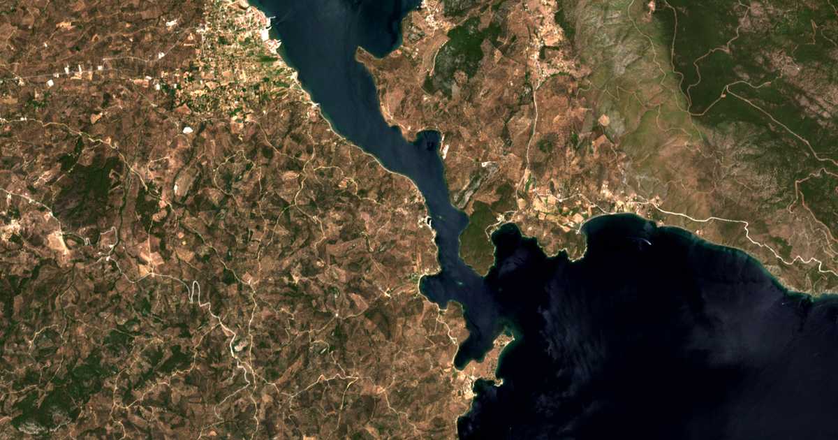 Carte satellite de Pýrgoi