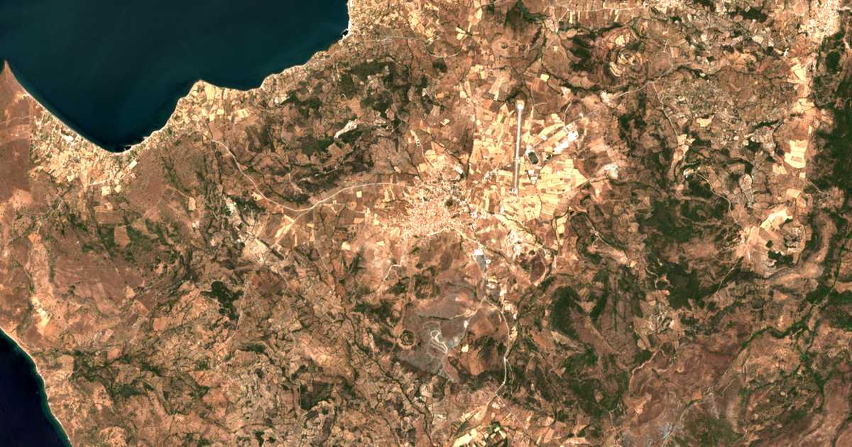 Carte satellite de Polichnítos