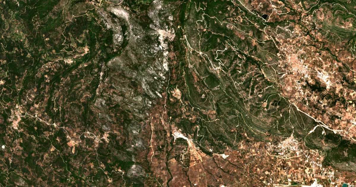 Carte satellite de Mavratzaíoi