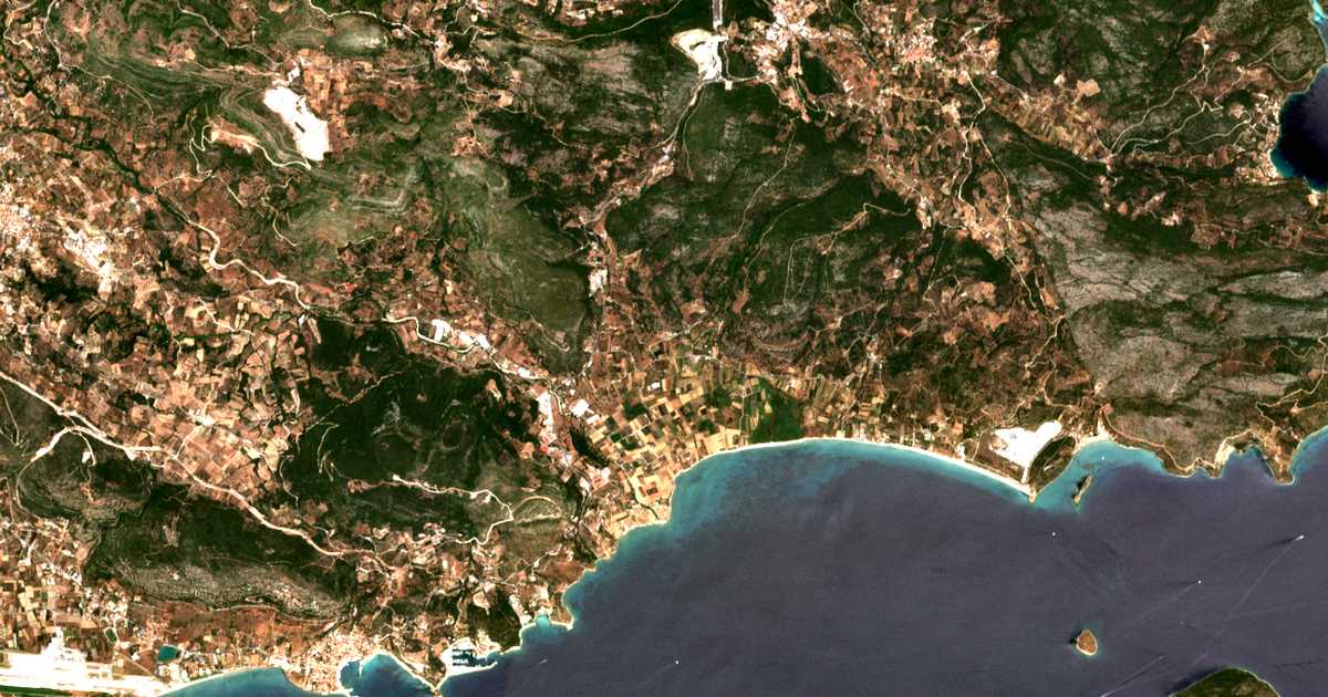 Carte satellite de Mesókampos