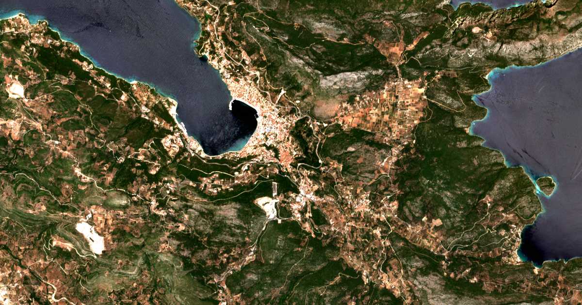 Carte satellite de Vathý