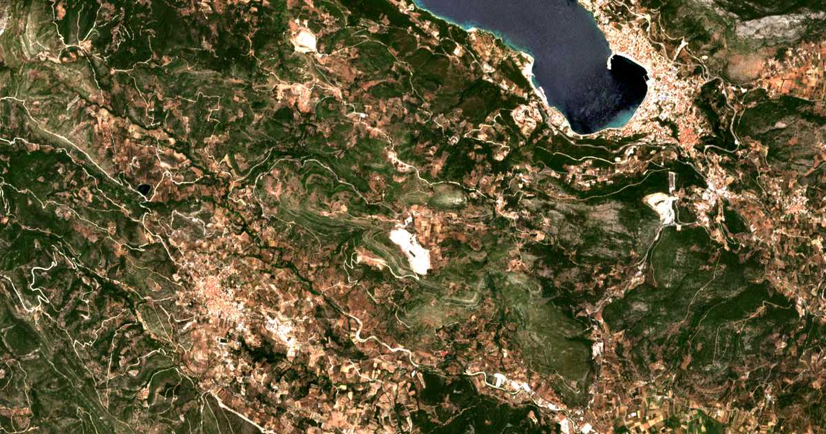 Carte satellite de Zervoú