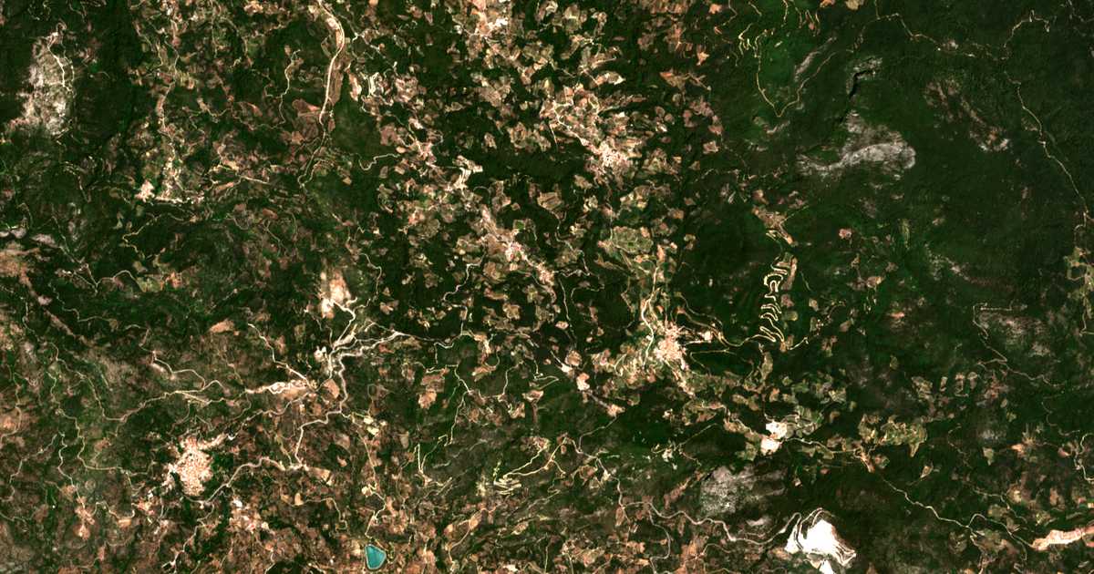 Carte satellite de Ágioi Theódoroi