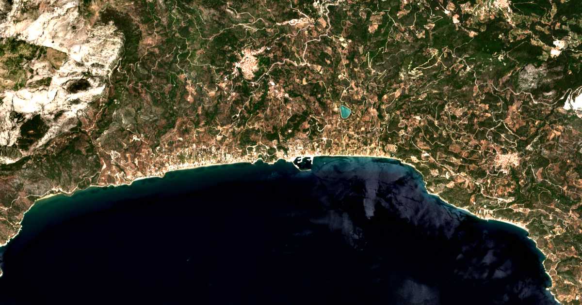 Carte satellite de Órmos Marathokámpou