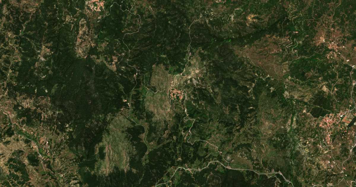 Carte satellite de Magoúliana