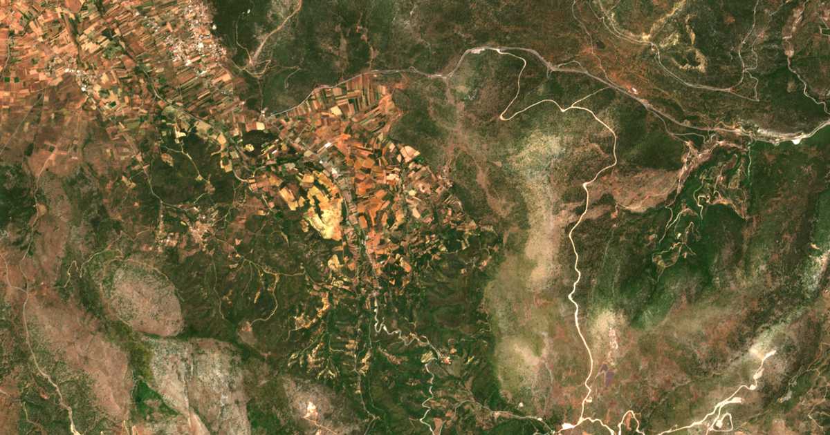 Carte satellite de Káto Dolianá