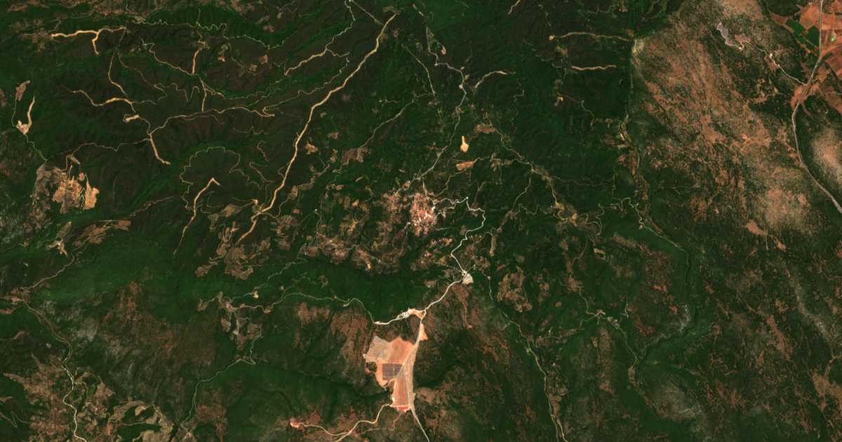 Carte satellite de Kollínes