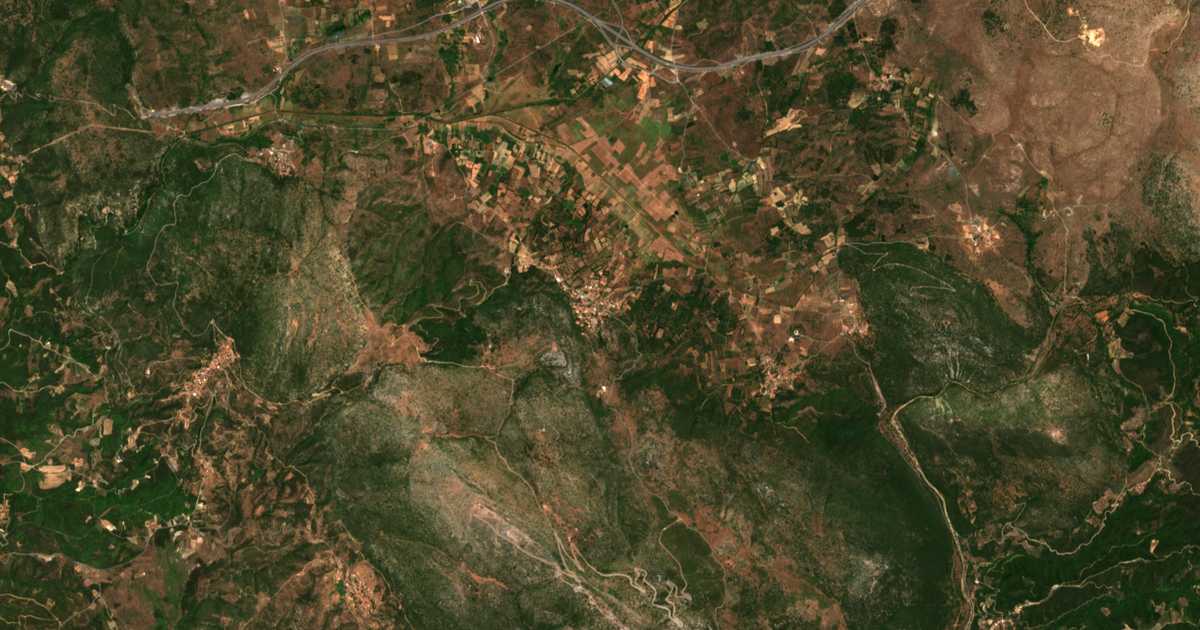 Carte satellite de Páparis
