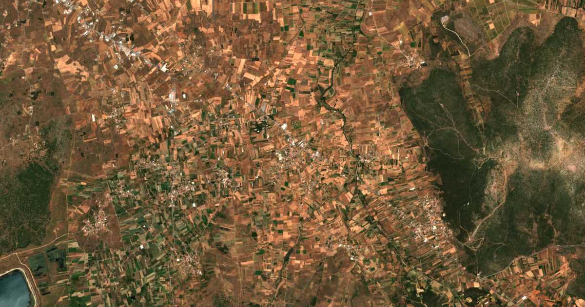 Carte satellite de Stádio