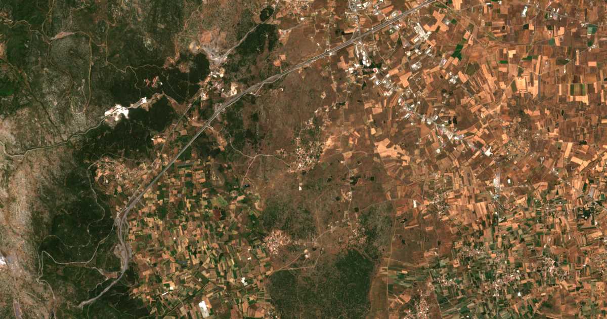 Carte satellite de Thánas