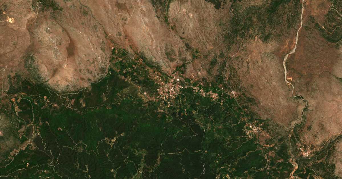 Carte satellite de Vlachokerasiá