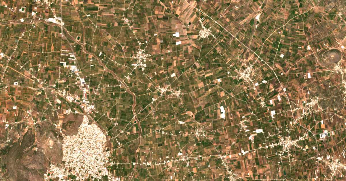 Carte satellite de Íra