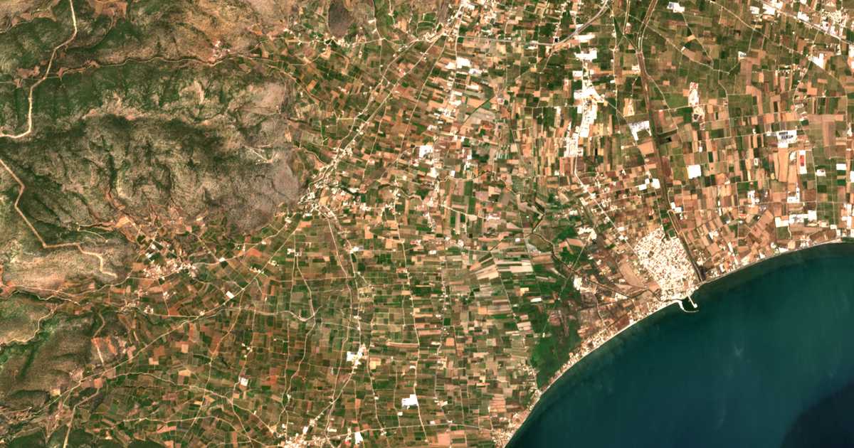 Carte satellite de Magoúla