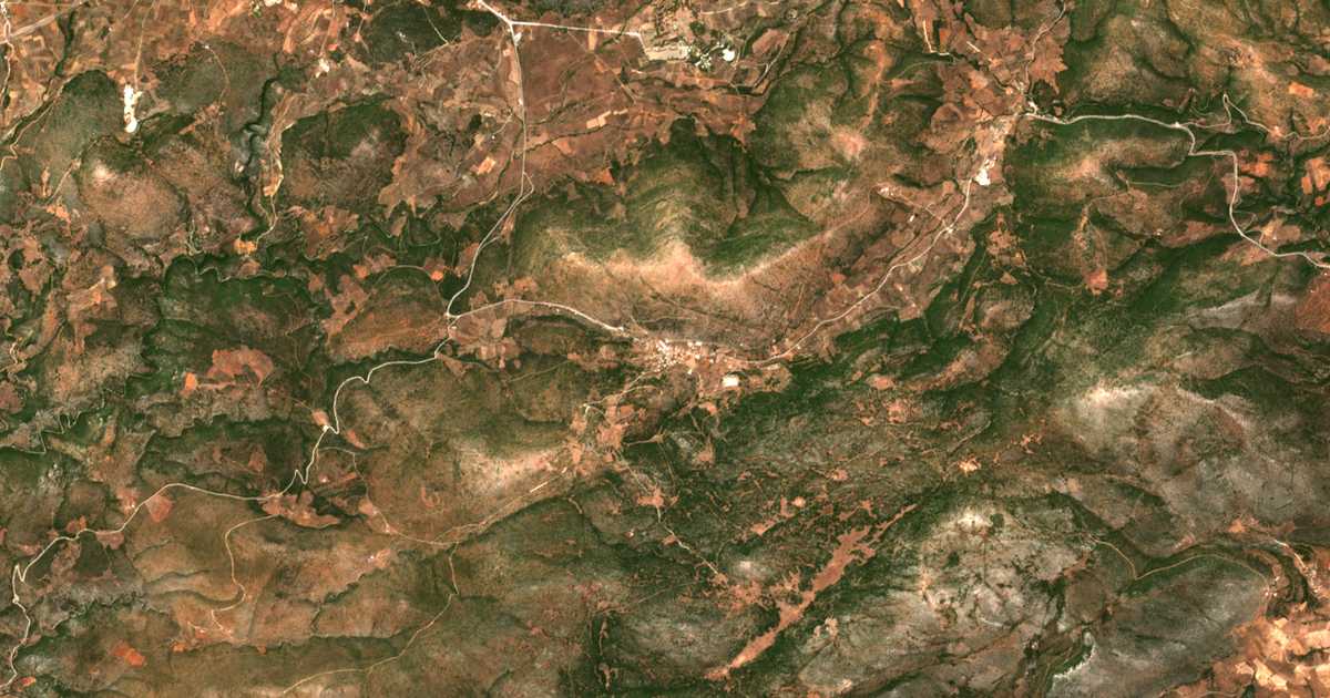 Carte satellite de Adámion