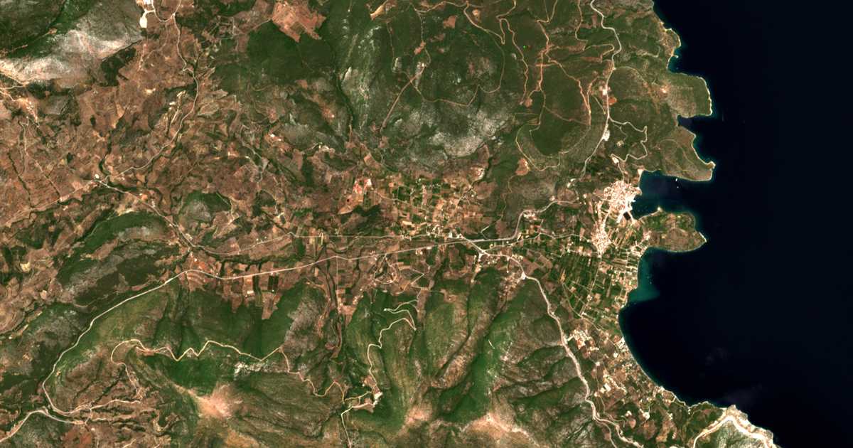 Carte satellite de Epáno Epídavros
