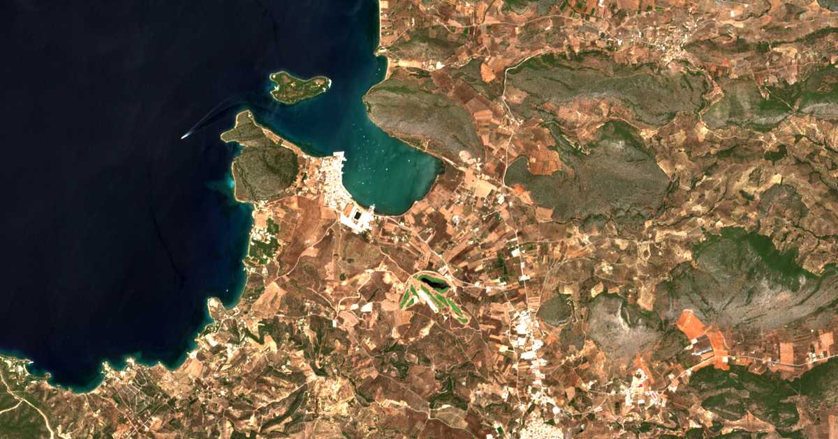 Carte satellite de Kámpos