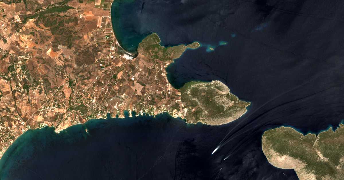 Carte satellite de Kouvérta