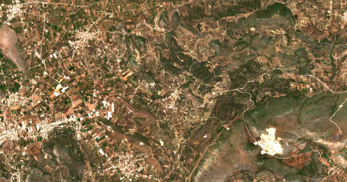 Carte satellite de Pyrgiótika