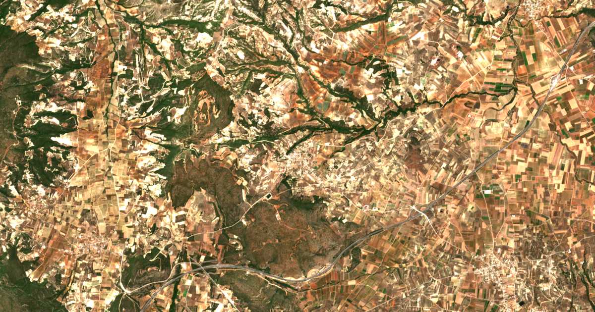 Carte satellite de Cléones