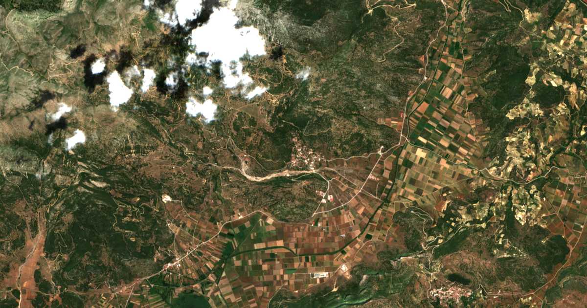 Carte satellite de Kalianí