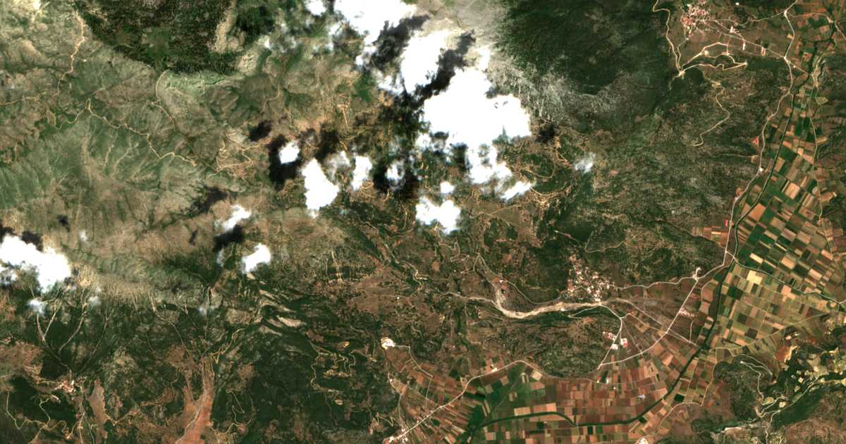 Carte satellite de Kyllíni