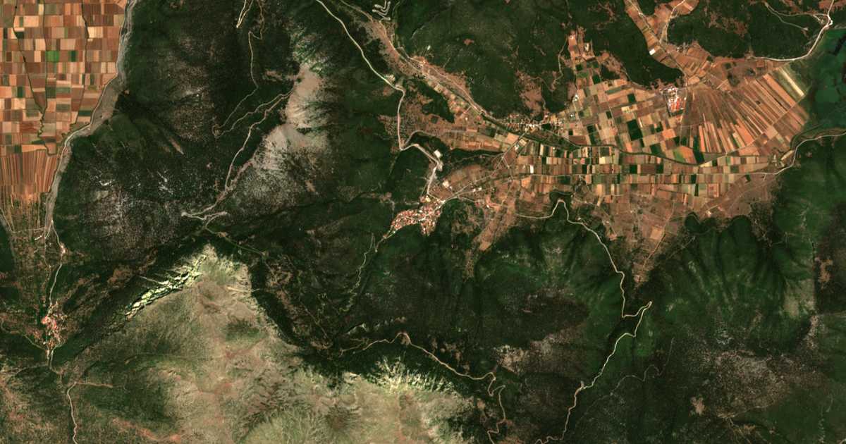 Carte satellite de Láfka