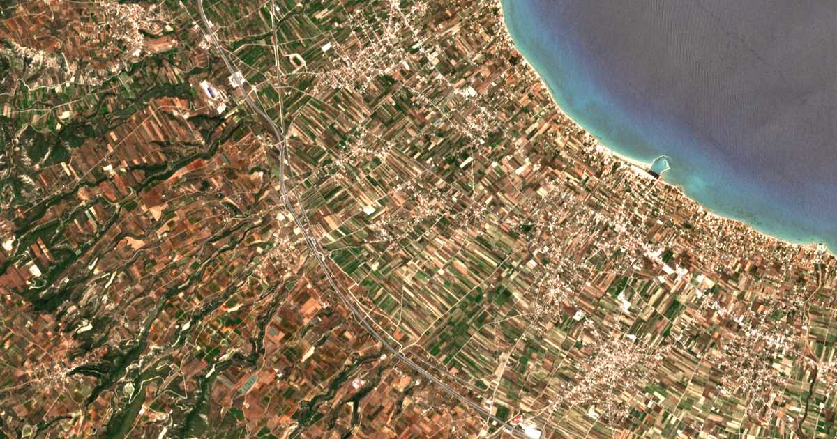 Carte satellite de Poullítsa