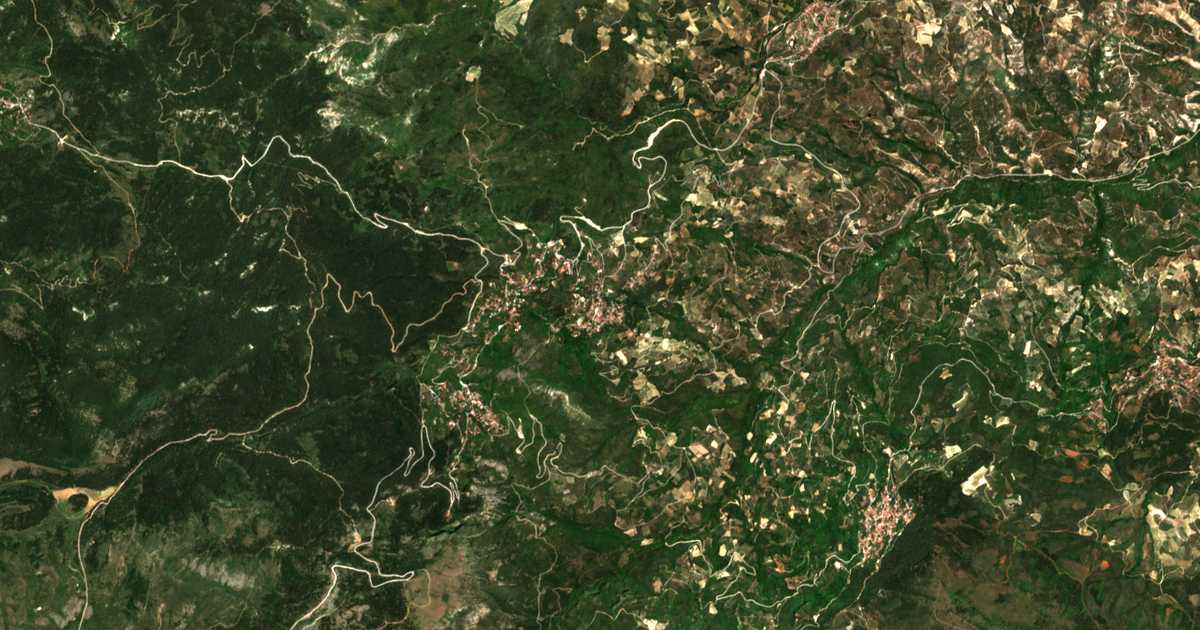 Carte satellite de Káto Synoikía Trikálon