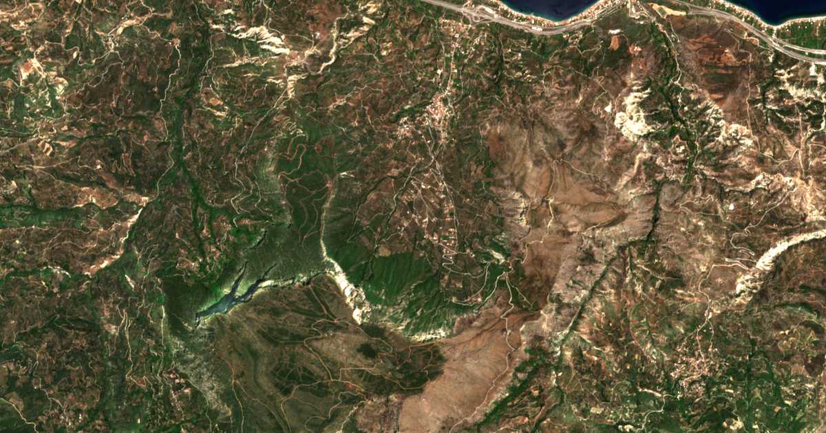 Carte satellite de Koumariás