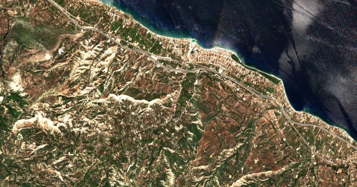Carte satellite de Mertikaíika