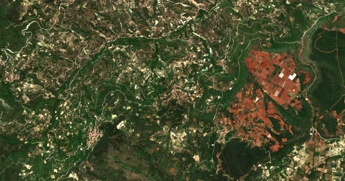 Carte satellite de Panarítion