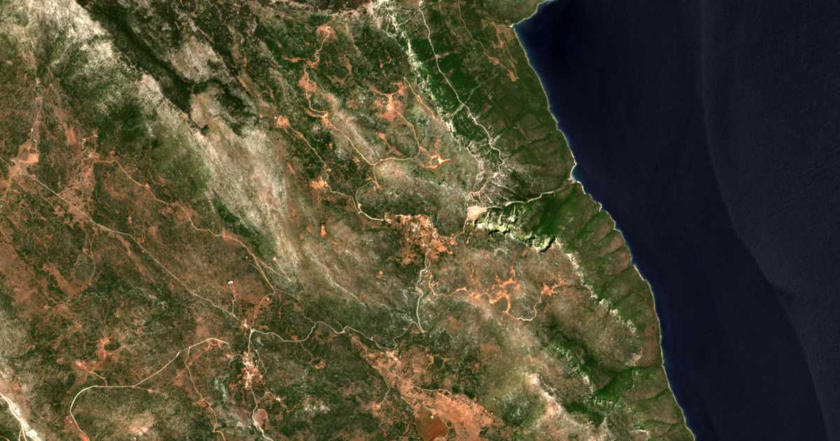 Carte satellite de Chárax