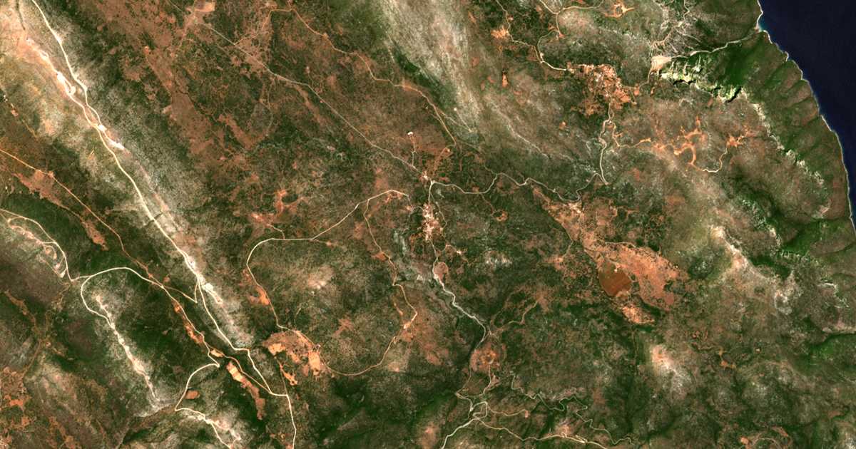 Carte satellite de Lampókampos
