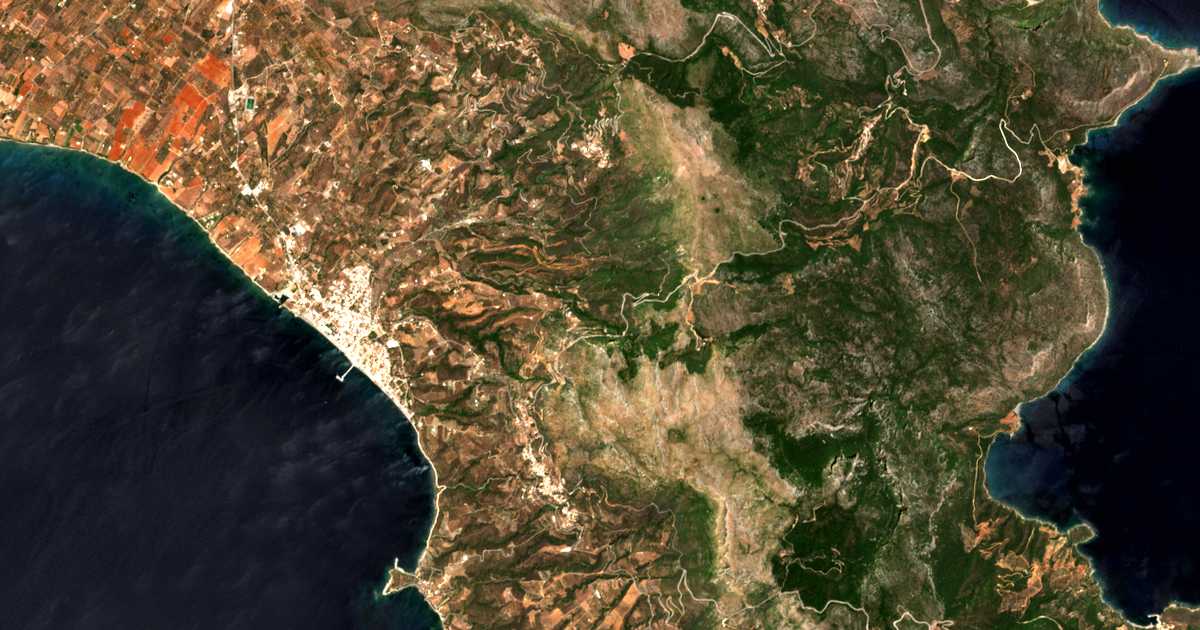 Carte satellite de Paradeísion