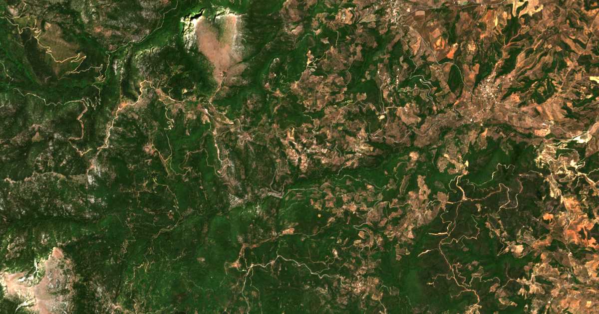 Carte satellite de Goránoi