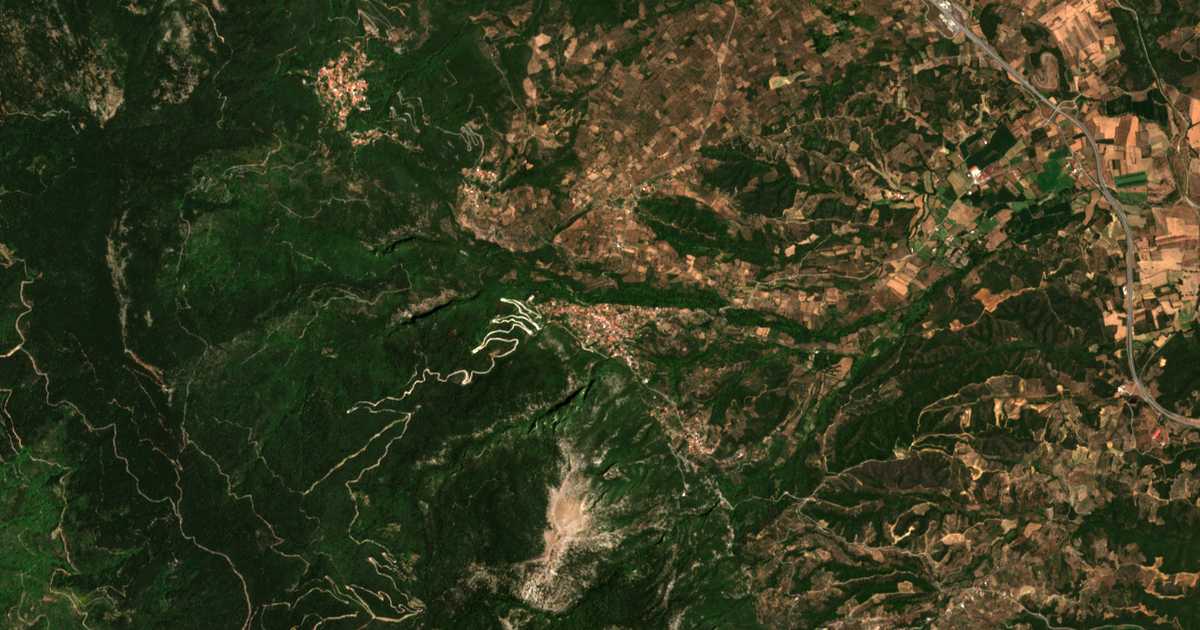 Carte satellite de Kastóreion