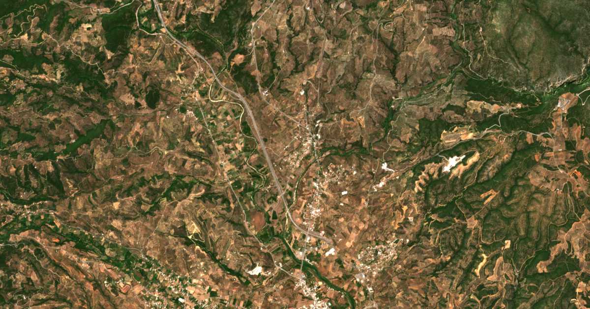 Carte satellite de Kladás