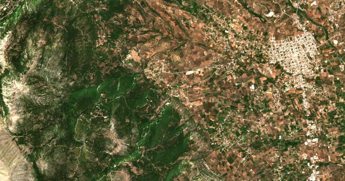 Carte satellite de Paróreion