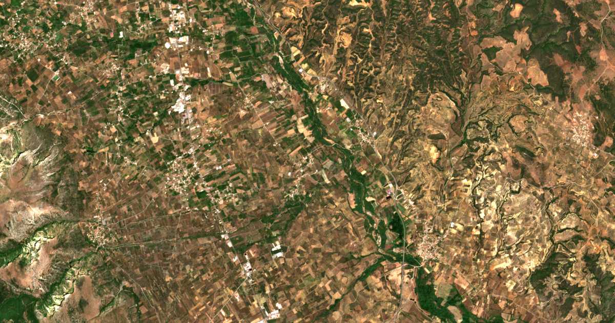 Carte satellite de Ríza