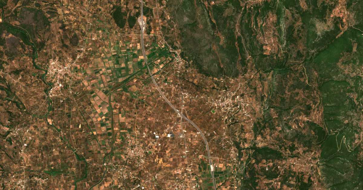 Carte satellite de Ágios Konstantínos