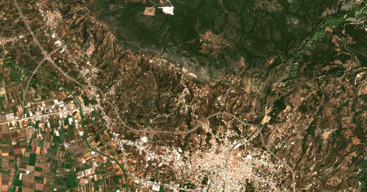 Carte satellite de Léika