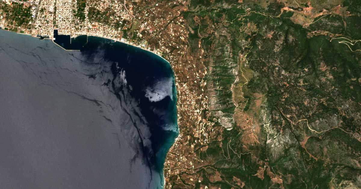 Carte satellite de Paralía Vérgas