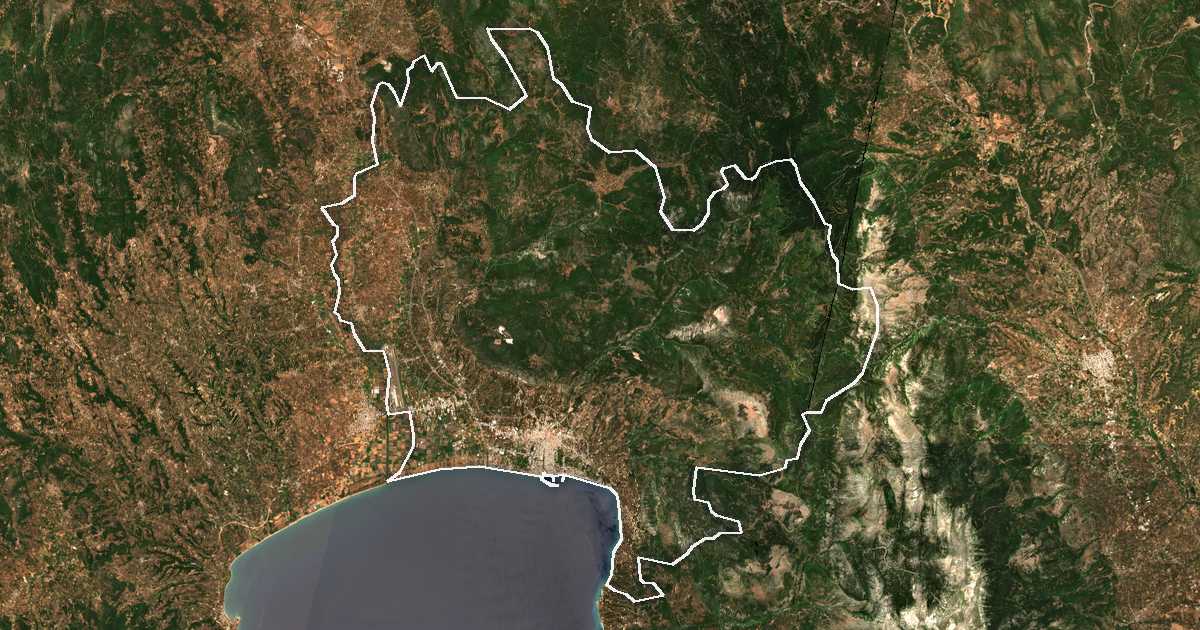 Image satellite avec la limite tracée: de Kalamáta